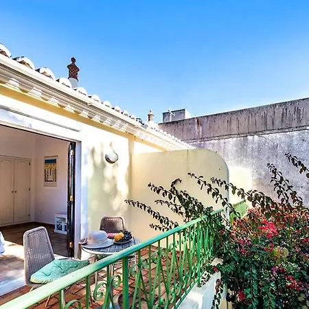 Casa Tavira